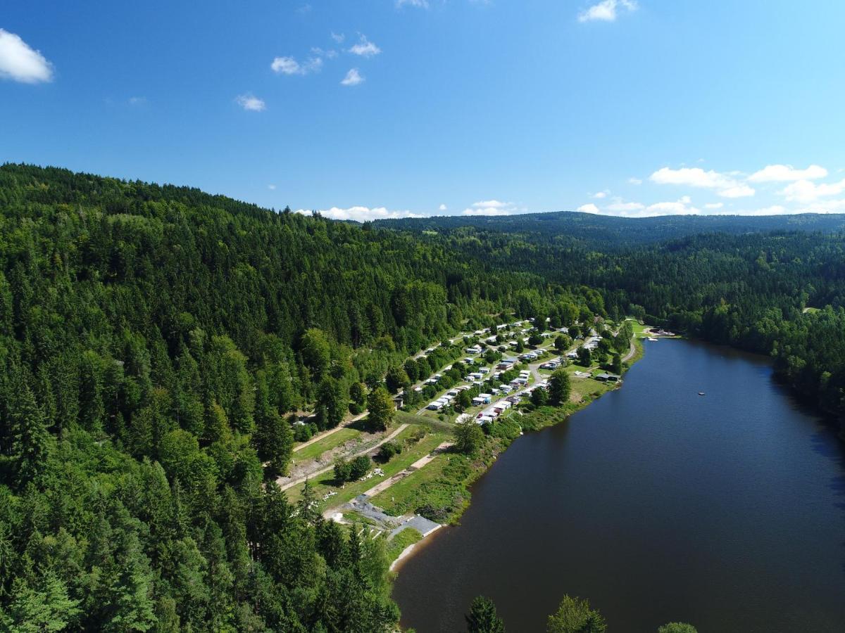 Freizeit- Und Campinganlage Gaisweiher Flossenburg エクステリア 写真